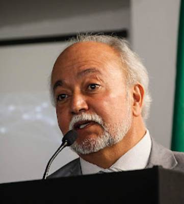Dr. Guillermo Orozco Gómez